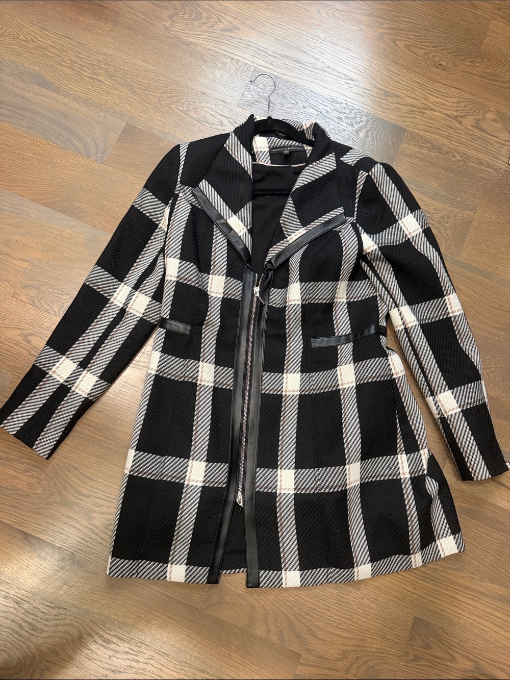 White House Black Market Black & White Plaid Zip-Front Trench Coat